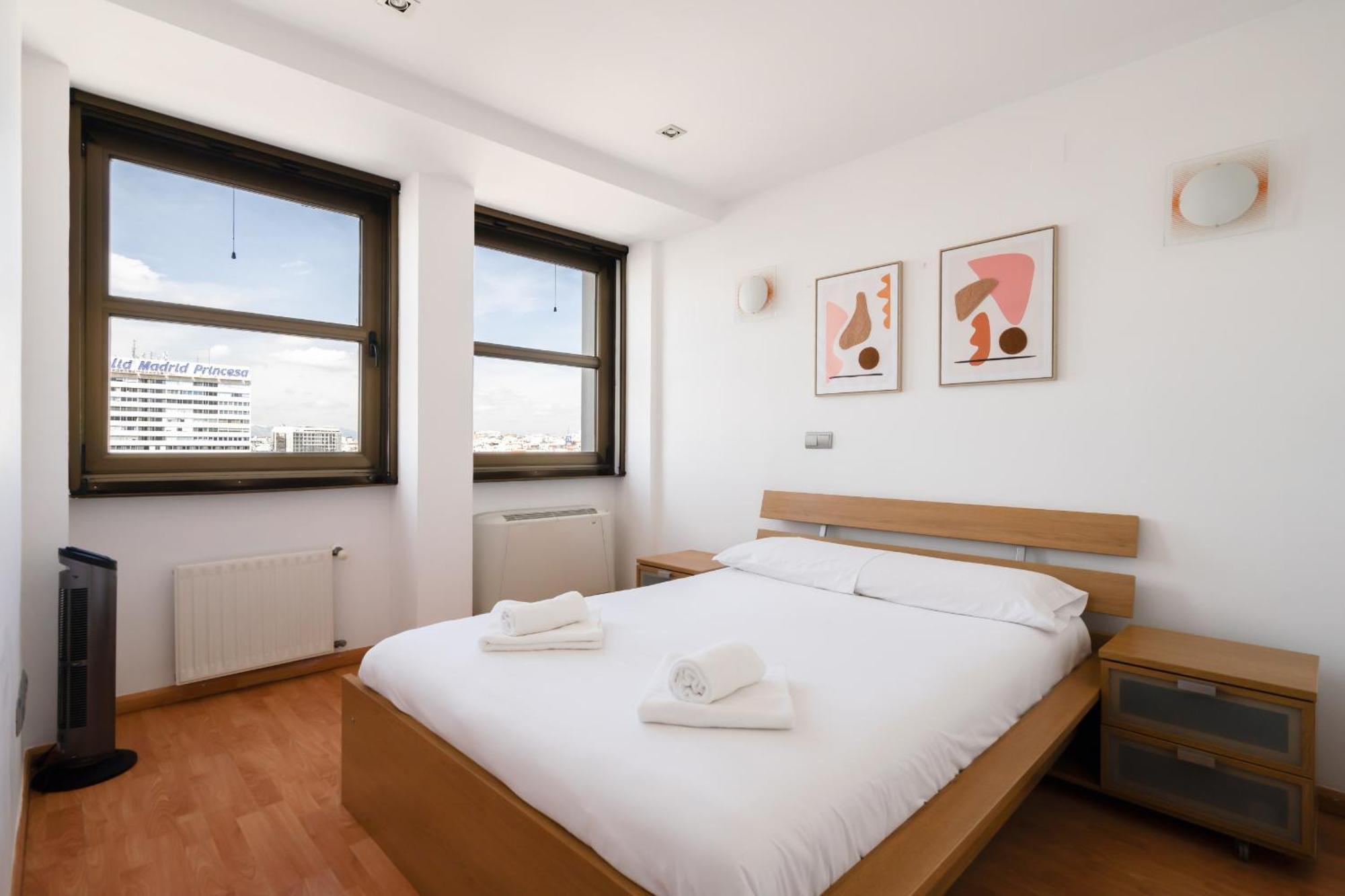 Apartamento En Plaza De Espana Alquiler Temporal Μαδρίτη Εξωτερικό φωτογραφία